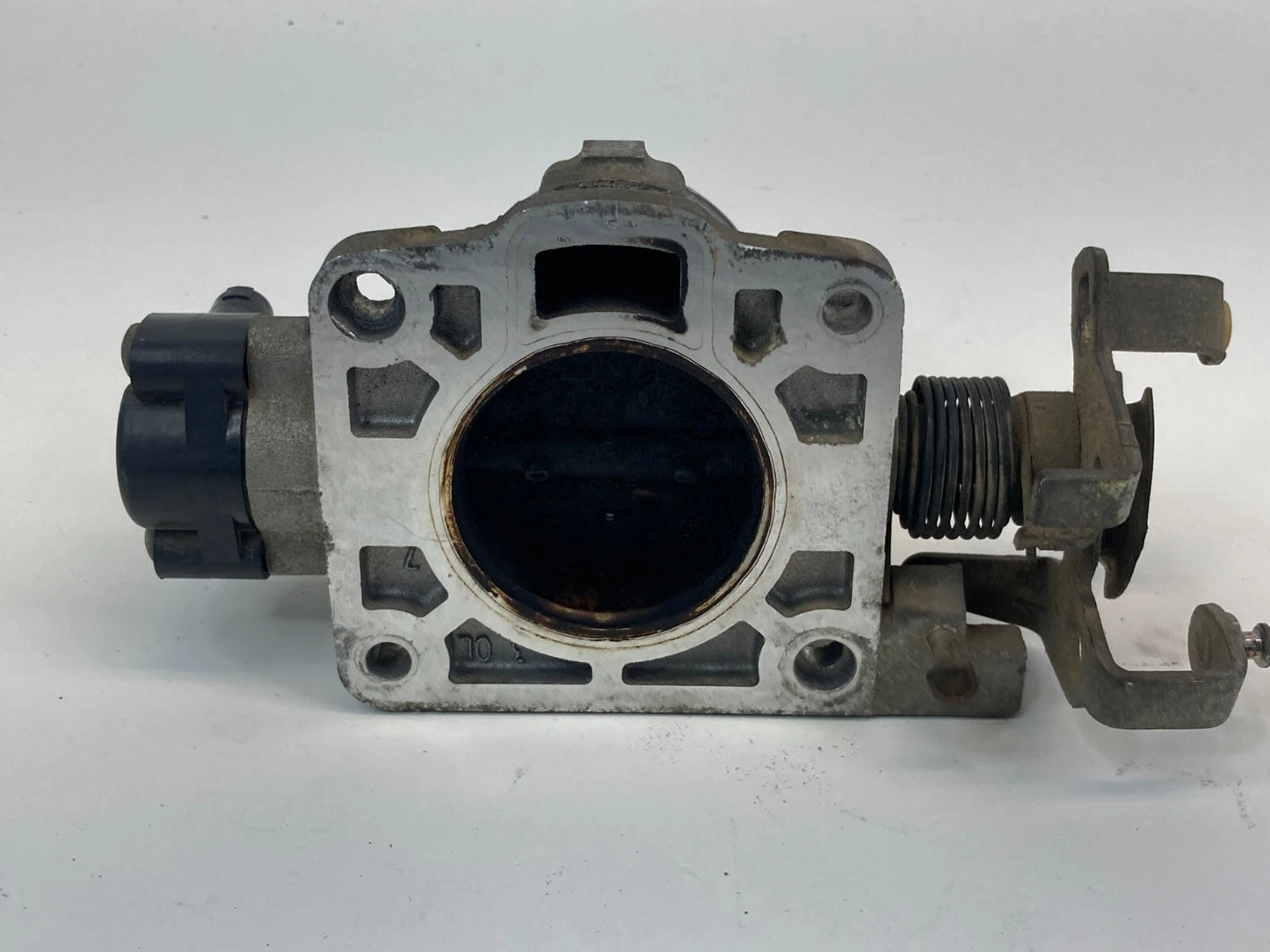 2000-2003 Ford Taurus Sable Sedan 3.0L V6 OHV Throttle Body Throttle Valve
