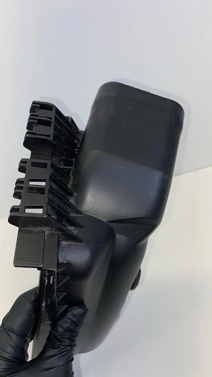 2009-2019 TOYOTA COROLLA AIR INTAKE CLEANER BOX LOWER COVER OEM 17701-0T040