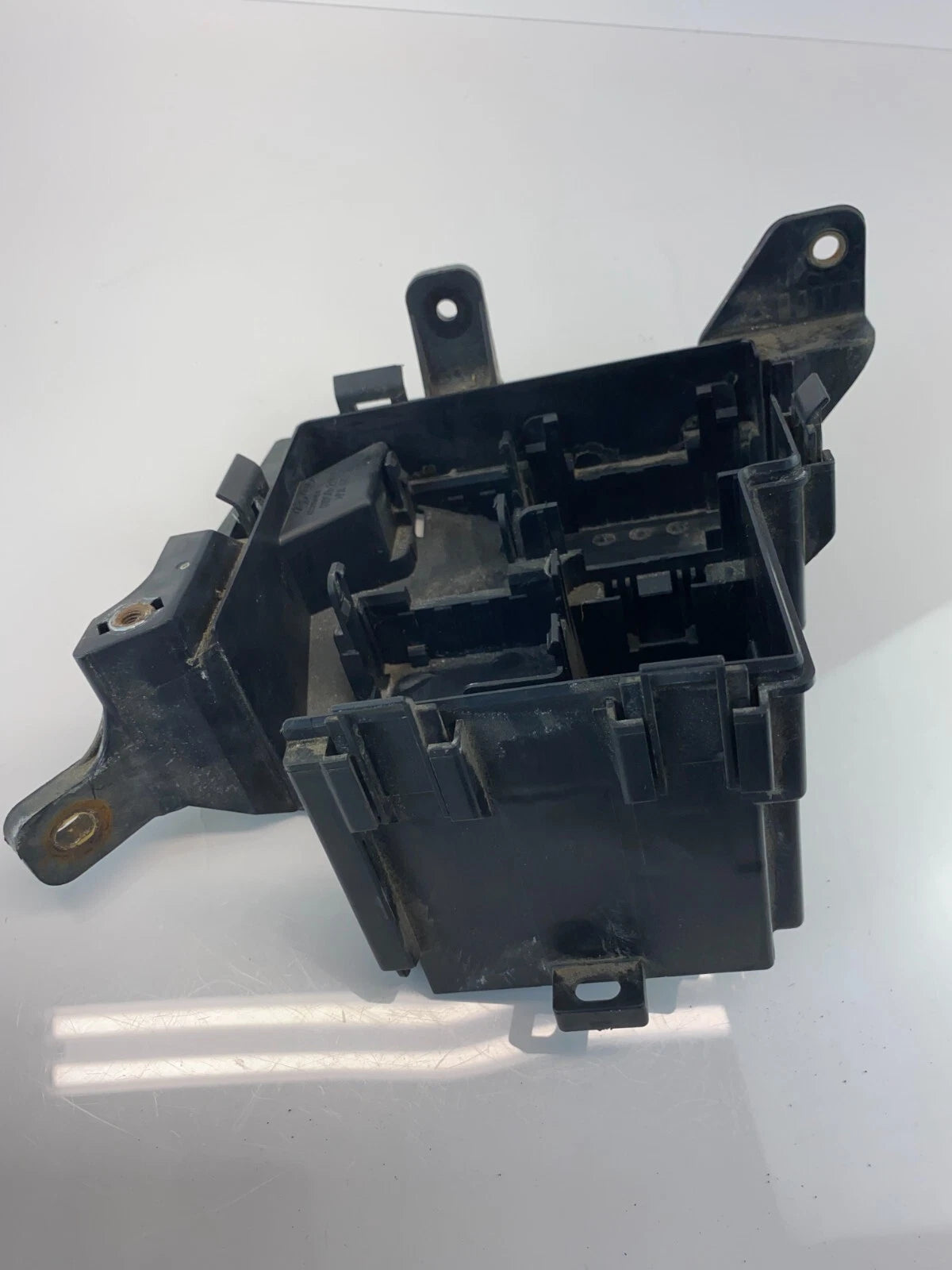 2007-2012 HYUNDAI ELANTRA SEDAN FUSE BOX BASE LOWER COVER ENGINE 91950-2H010