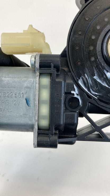 2012-2017 GMC Terrain Front Left Side Door Power Window Motor Assy 98820-J3050