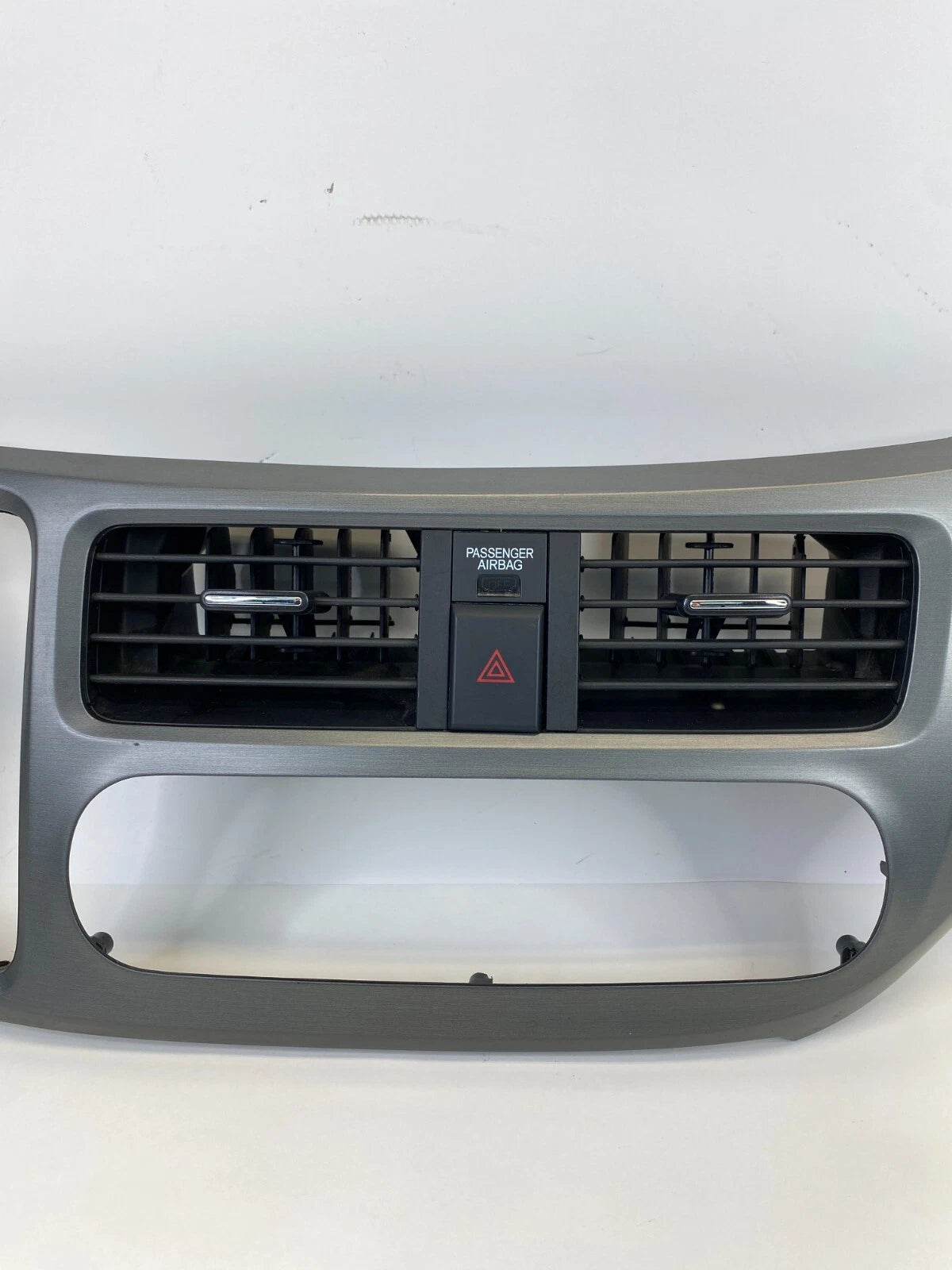 2005-2007 HONDA ODYSSEY CENTER DASH CLIMATE CONTROL BEZEL TRIM W/ AIR VENTS OEM