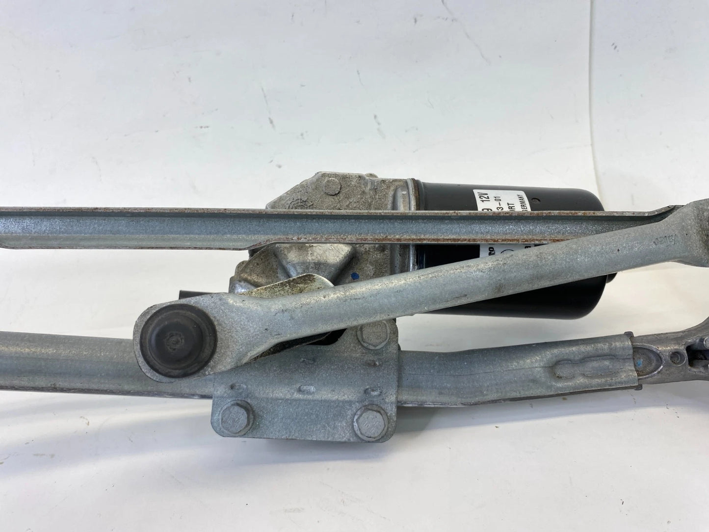 07 08 BMW 328XI 07-13 328I FRONT WINDSHIELD WIPER LINKAGE MOTOR 6978263-01 OEM