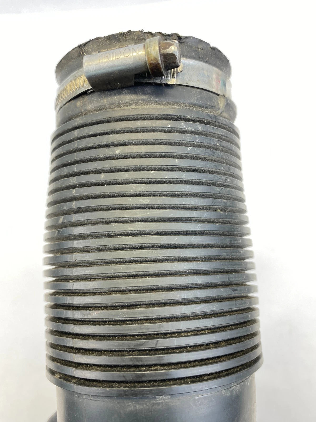2011-2016 CHEVROLET CRUZE AIR INTAKE CLEANER HOSE TUBE DUCT 13254591 OEM