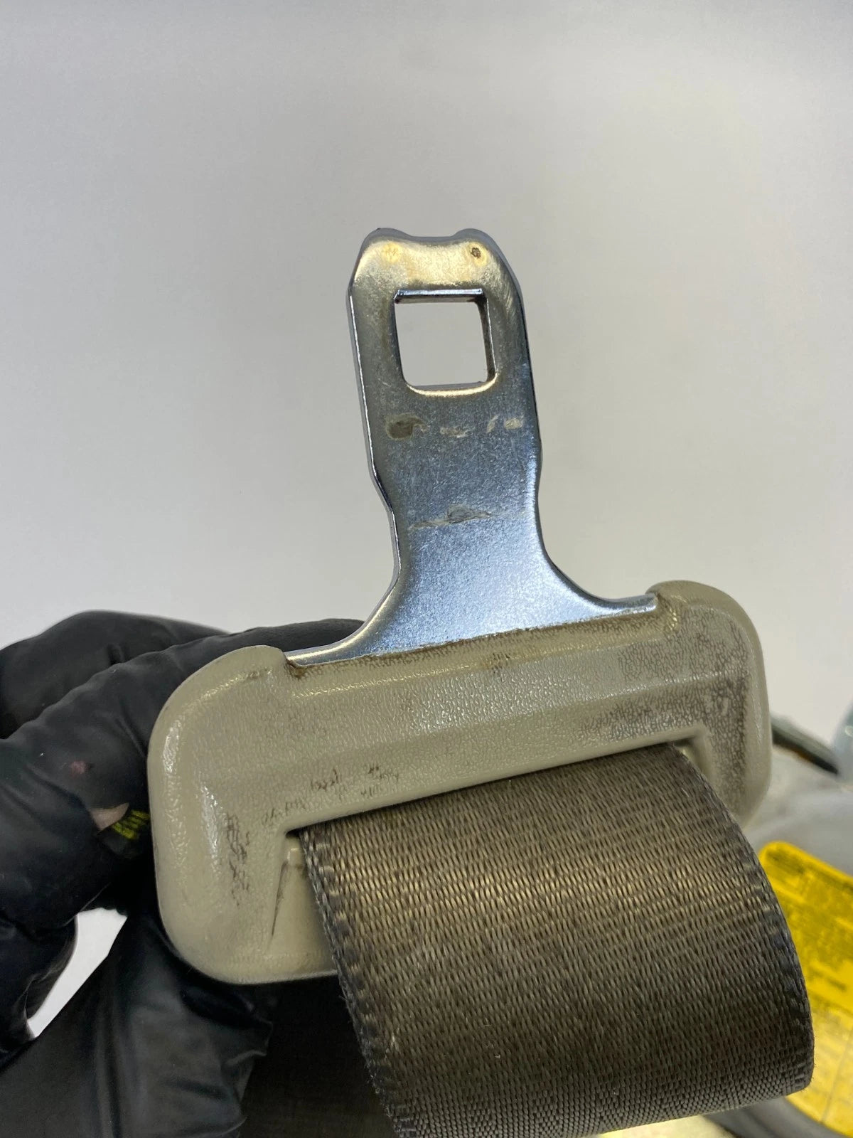 2010-2015 TOYOTA PRIUS FRONT LEFT DRIVER SEAT BELT RETRACTOR 7S8560-P OEM
