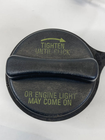 1998-2004 LINCOLN NAVIGATOR 5.4L V8 SUV GAS FUEL TANK FILLER CAP ASSEMBLY OEM