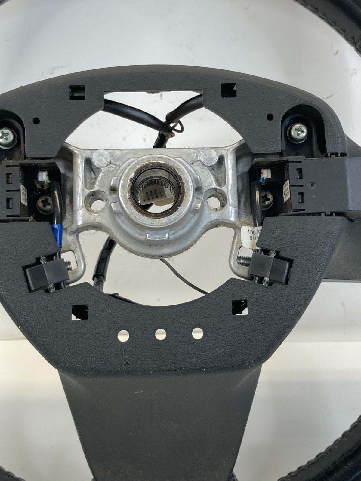 2010 2011 Subaru Outback Steering Wheel w/ Cruise Control Switch Button OEM