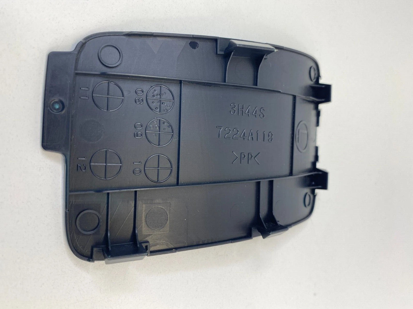 2010-2015 MITSUBISHI LANCER REAR LEFT TAILGATE LOWER TRIM ACCESS COVER 7224A119