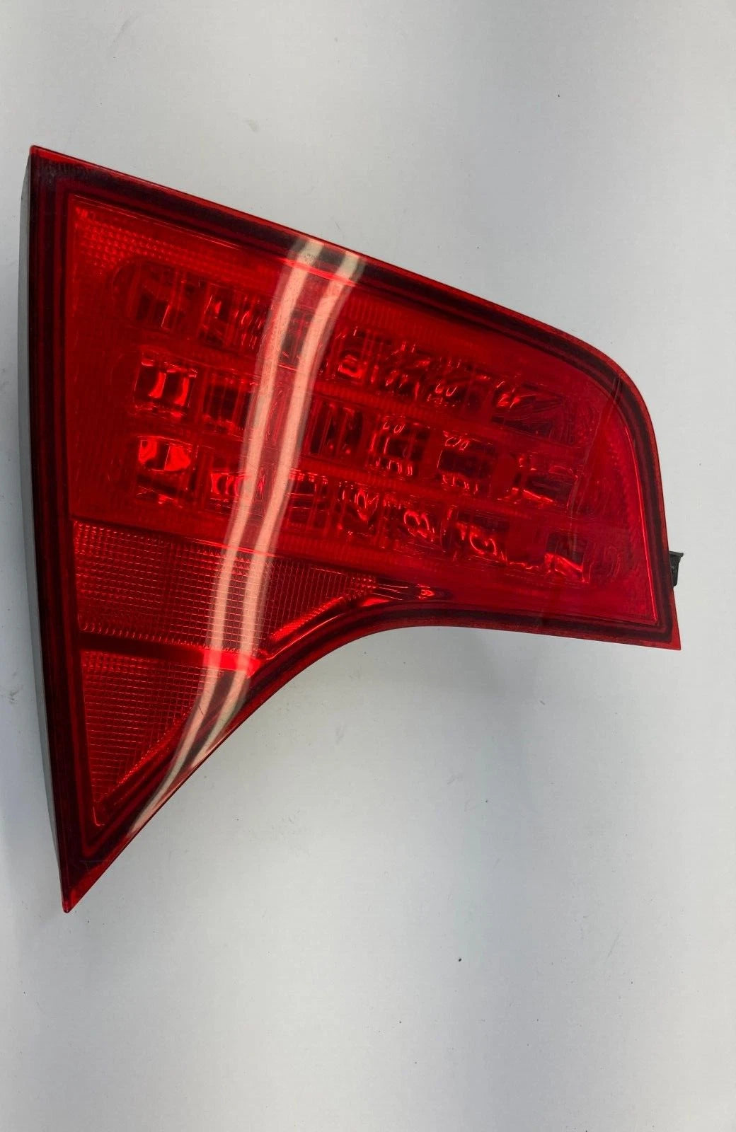 06-11 HONDA CIVIC SEDAN DRIVER SIDE INNER TRUNK TAIL LIGHT LAMP LEFT TAILLIGHT