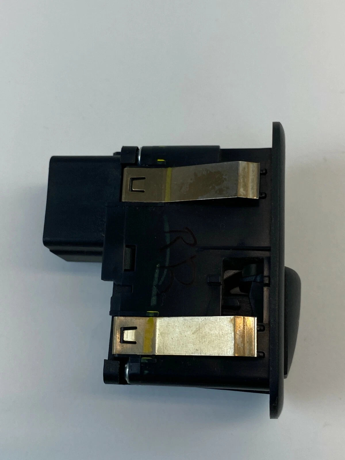 2008-2010 CHRYSLER TOWN & COUNTRY REAR RIGHT POWER WINDOW SWITCH 4602531AF OEM