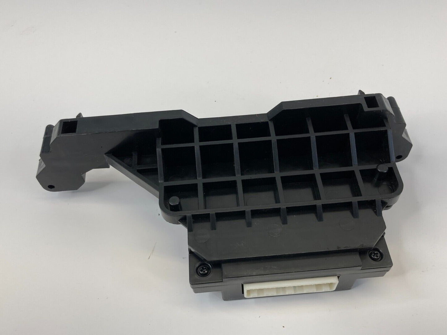 2018 2019 Nissan Sentra HVAC Temperature Amplifier Control Module 27760-5UD0A