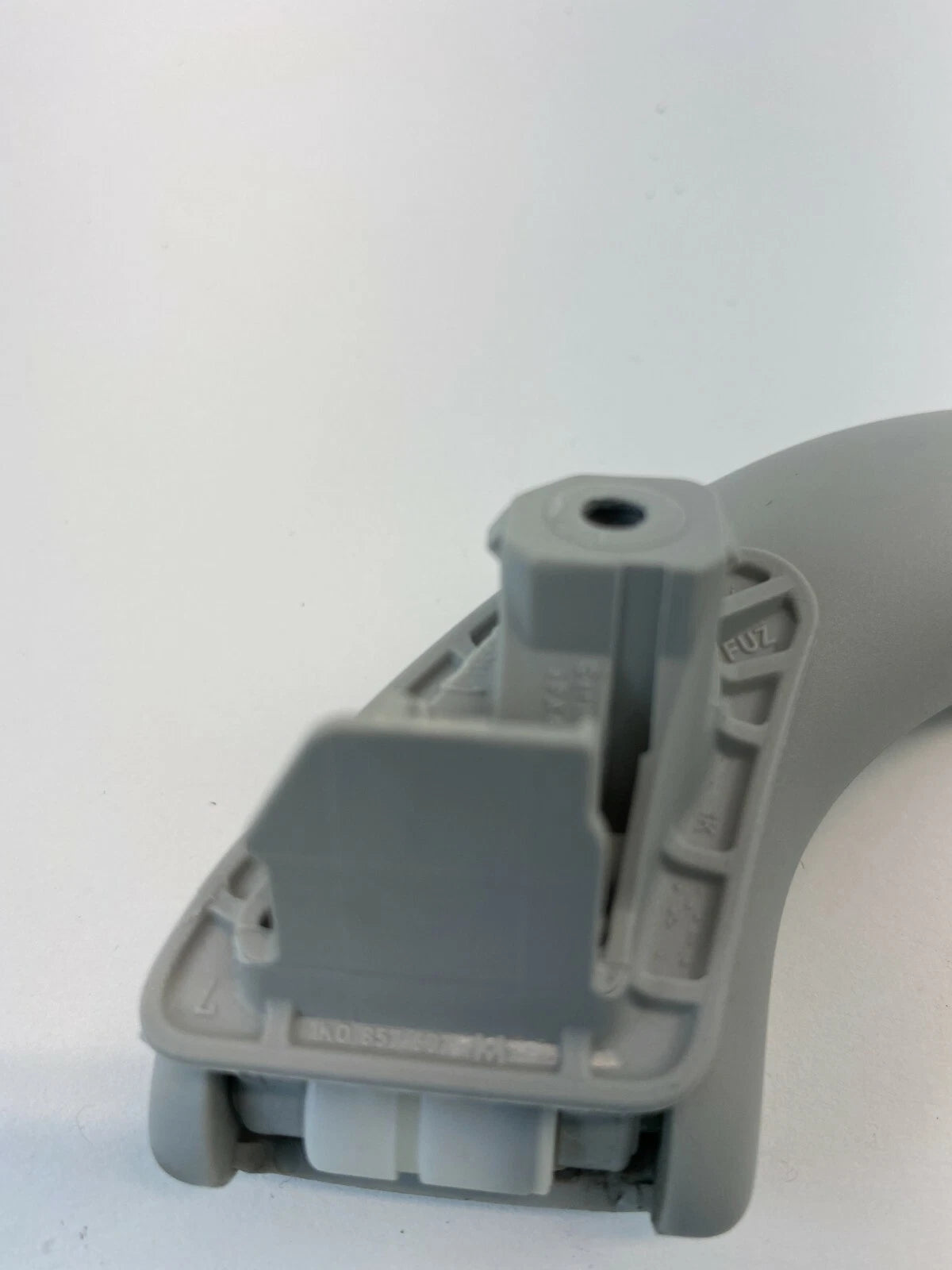 2005-2010 VW VOLKSWAGEN JETTA SEDAN INTERIOR LEFT ROOF GRAB GRIP BAR HANDLE OEM