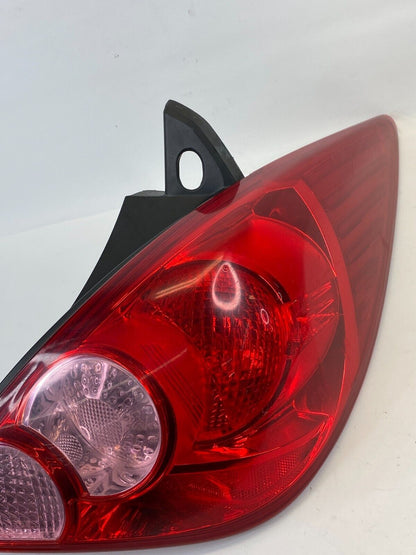 2007-2012 Nissan Versa Hatchback Rear Right Passenger Tail Light Taillight Lamp