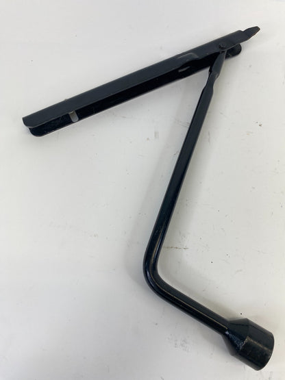 2010-2017 GMC Terrain Emergency Spare Tire Jack & Tool Assembly 22722565