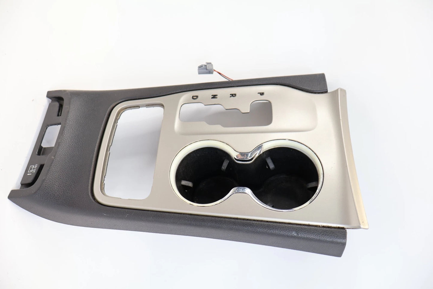 2011-2013 JEEP GRAND CHEROKEE CENTER CONSOLE CUP HOLDER W/ SHIFTER BEZEL OEM