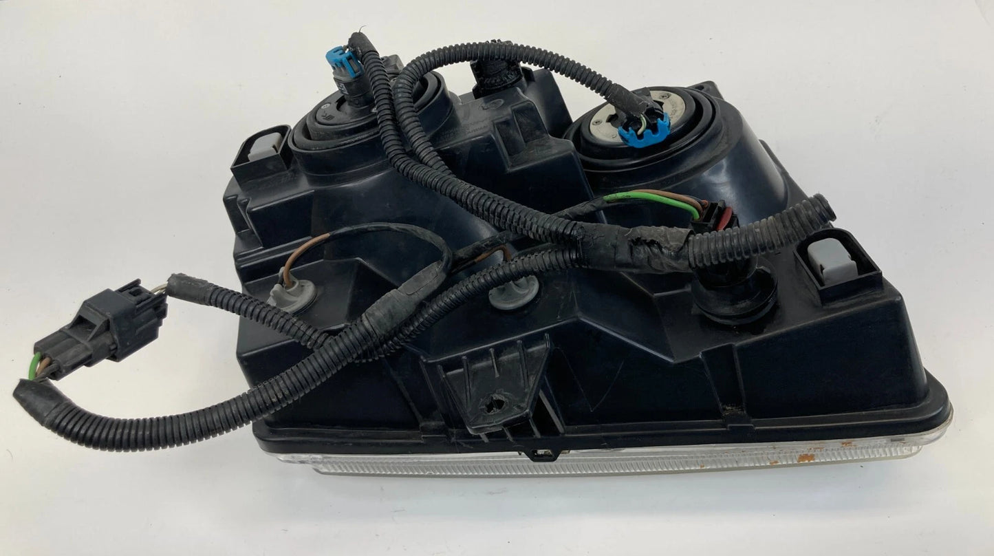 2005-2010 CHRYSLER 300 LEFT DRIVER SIDE HEADLIGHT HEADLAMP HALOGEN AFTER MARKET