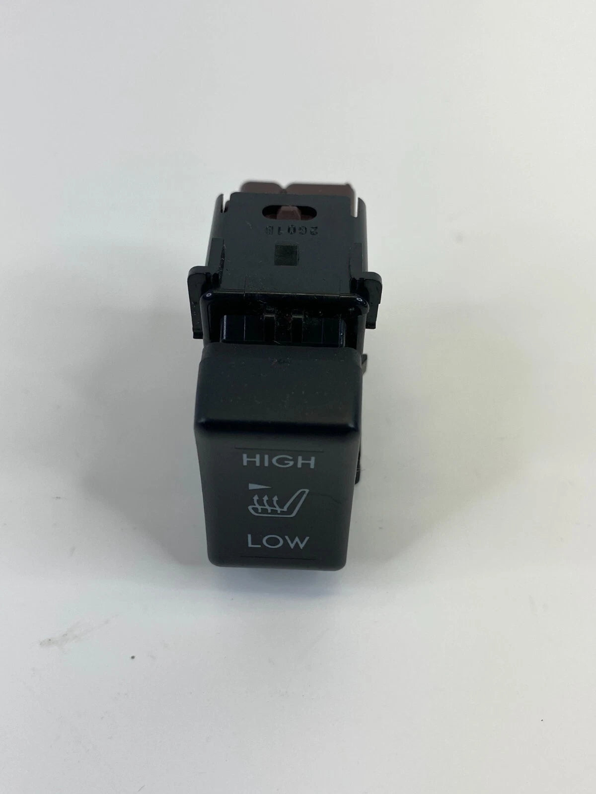 2010-2014 SUBARU LEGACY OUTBACK FRONT RIGHT SIDE SEAT HEATED CONTROL SWITCH OEM