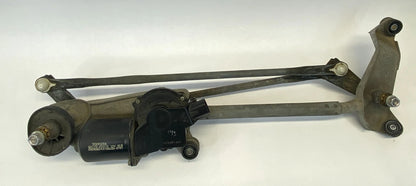 2004-2010 TOYOTA SIENNA FRONT WINSHIELD WIPER MOTOR W/ TRANSMISSION LINKAGE OEM