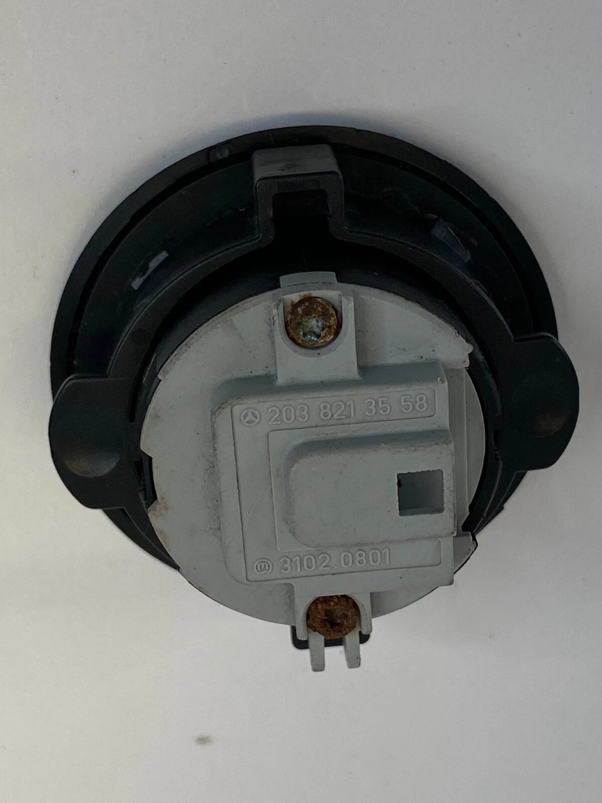 2001 2002 MERCEDES-BENZ C240 TRUNK LID OPEN LOCK RELEASE SWITCH 2038213558 OEM