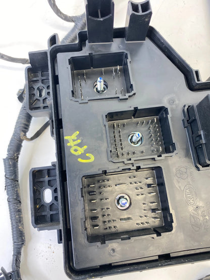 2010-2012 HYUNDAI SANTA FE 2.4L L4 A/T 4WD ENGINE COMPARTMENT FUSE RELAY BOX OEM