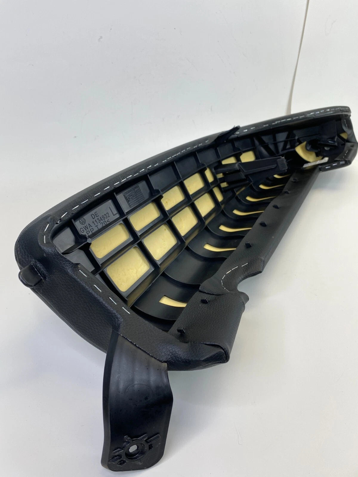 2009-2017 VOLKSWAGEN CC REAR RIGHT SEAT BOLSTER PADDING CUSHION TRIM 3C8-885-701