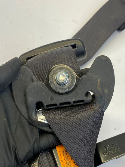 2014-2019 KIA SOUL SEAT BELT BUCKLE RETRACTOR FRONT RIGHT OEM FACTORY 88820-B250