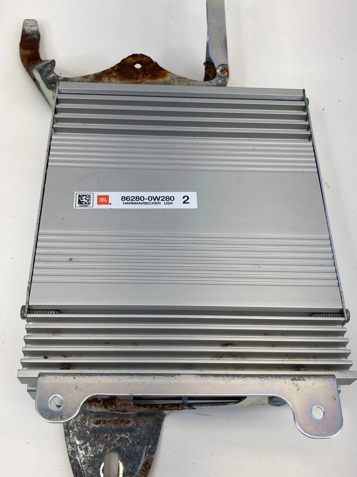 08 09 10 TOYOTA HIGHLANDER RADIO AUDIO AMPLIFIER HARMAN/BECKER 86280-0W280 OEM