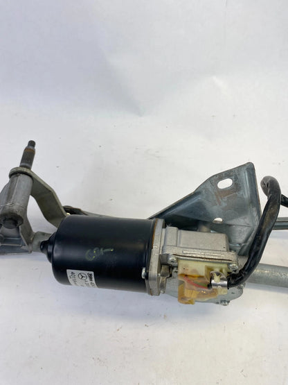 2001-2005 MERCEDES C240 WAGON WINDSHIELD WIPER MOTOR W/ LINKAGE OEM A2038200342