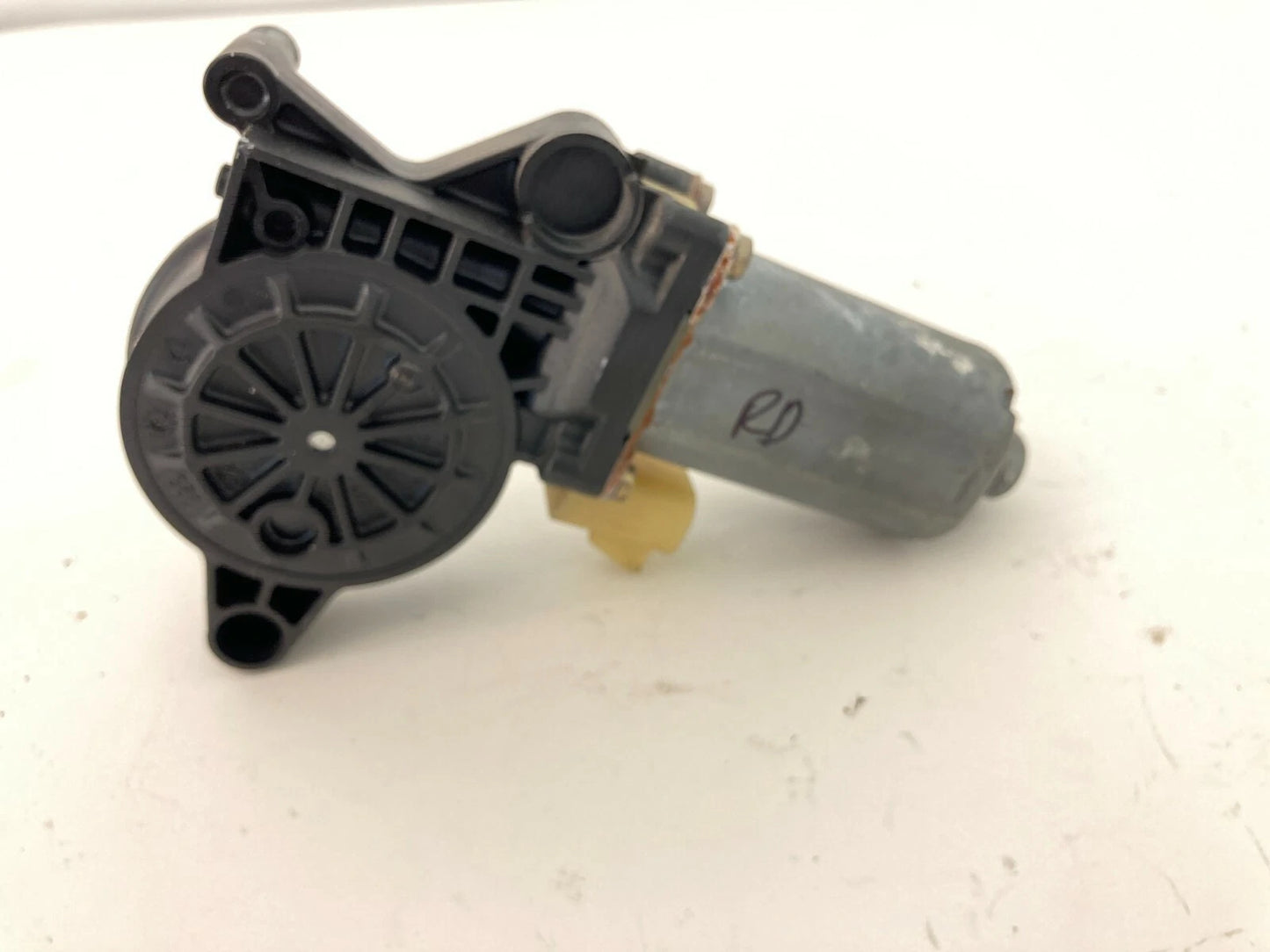 2004-2007 BUICK RAINIER 2002-2009 GMC ENVOY REAR LEFT BACK DOOR WINDOW MOTOR OEM