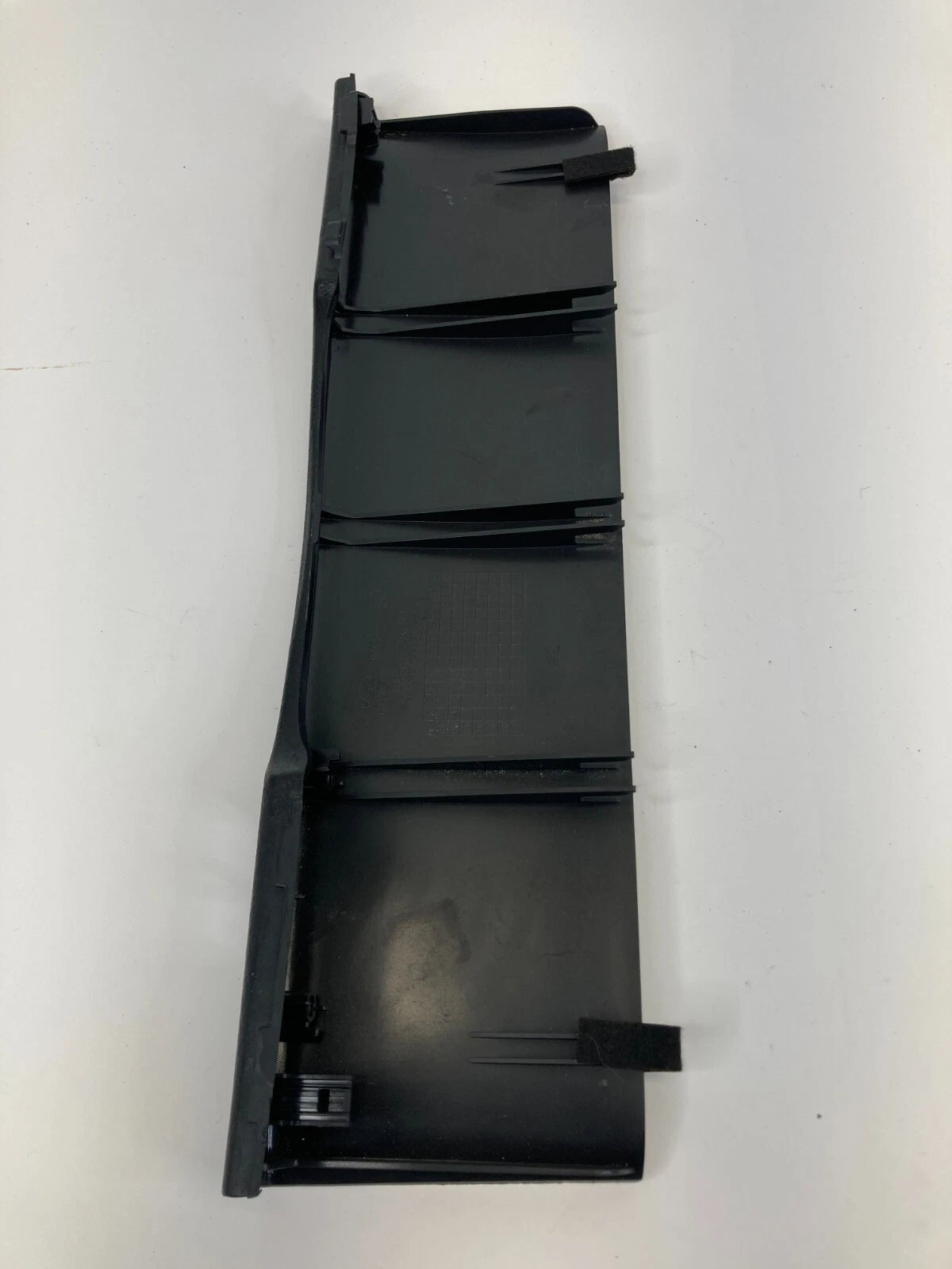 07 08 HYUNDAI SONATA LEFT DASH CLUSTER LOWER TRIM TRIP RESET BEZEL 84831-3K000