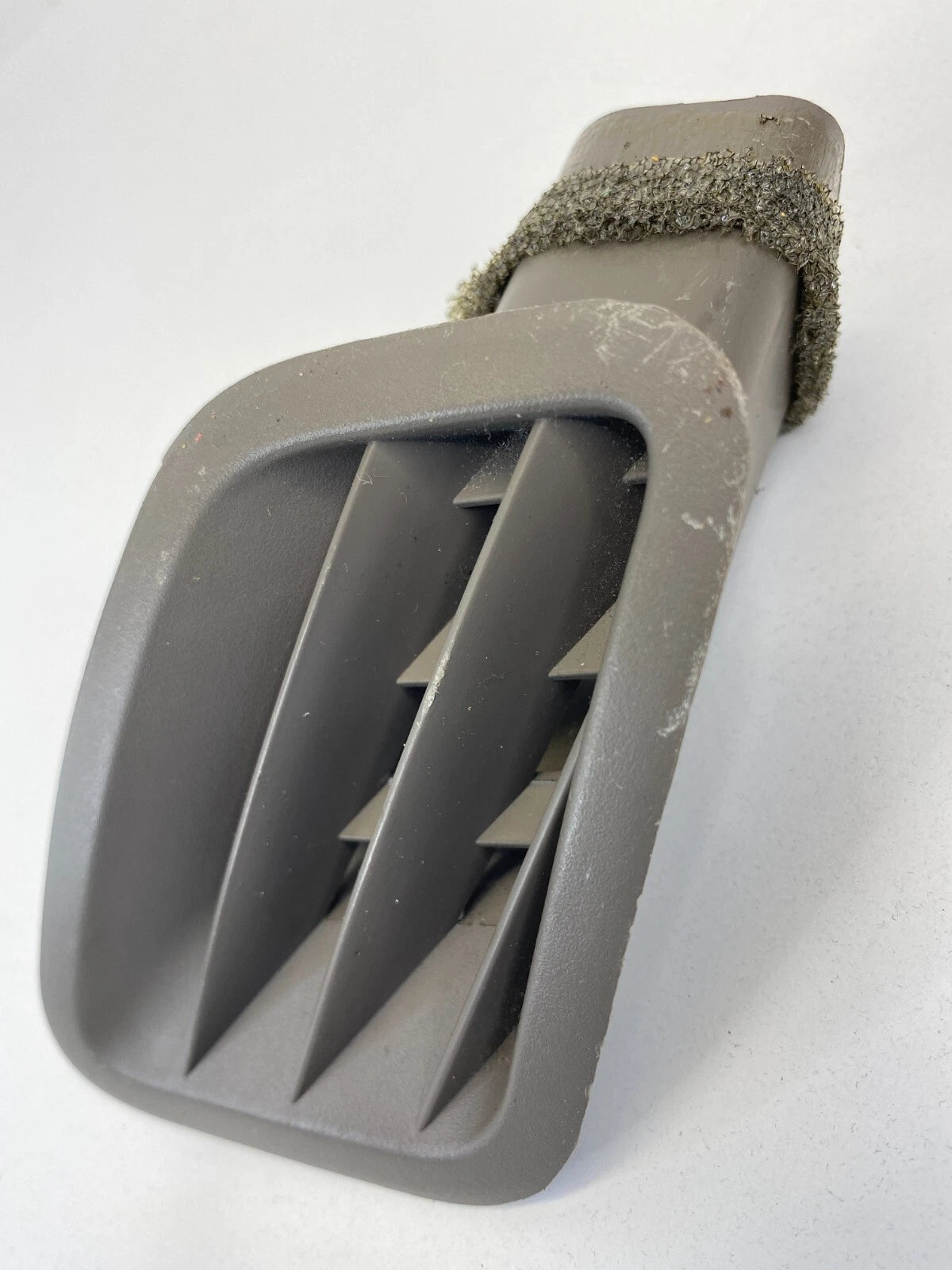 2000-2004 TOYOTA AVALON LEFT DRIVER UPPER DASH AC AIR VENT DEFROSTER 55961-AC030