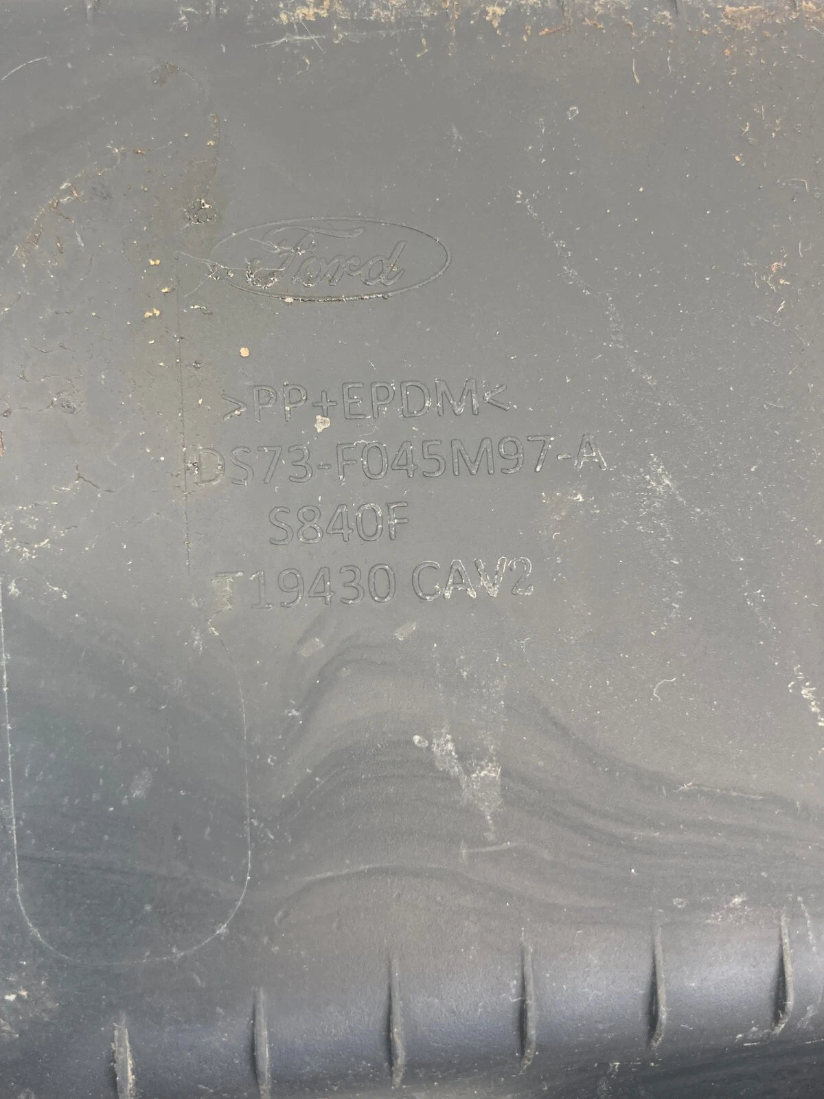 13-16 FORD FUSION CENTER CONSOLE RUBBER COIN TRAY INSERT PANEL DS73-F045M97-A