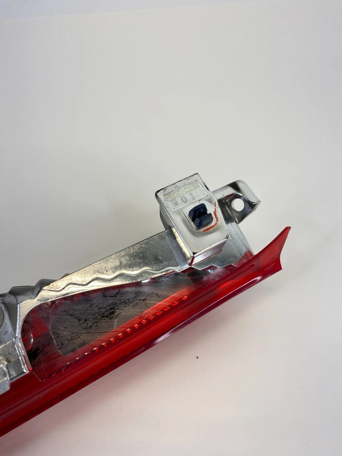 2003-2008 Pontiac Vibe Rear High Mount Third 3rd Brake Stop Light Lamp OEM