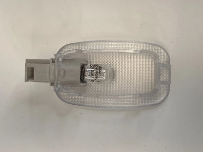 2012-2016 MERCEDES-BENZ E350 INTERIOR INNER COURTESY LIGHT LAMP OEM