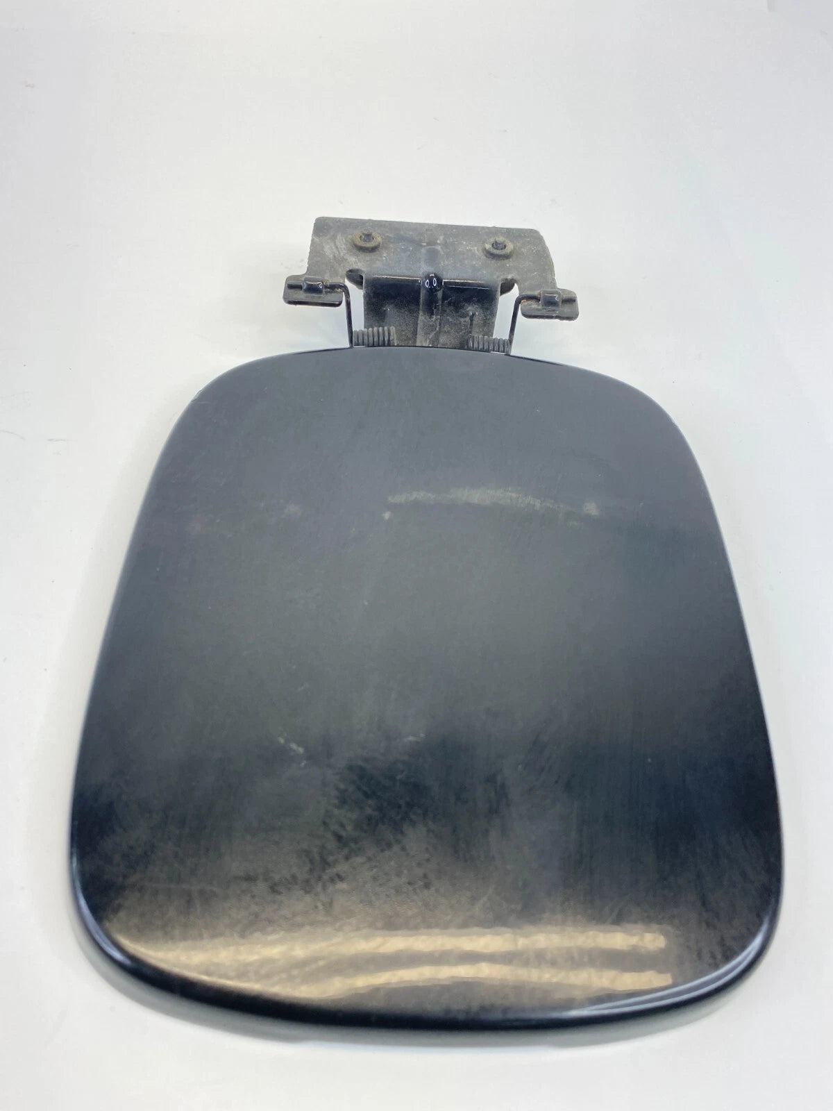 02 03 04 05 06 07 SATURN VUE 3.5L A/T FUEL FILLER DOOR GAS LID COVER OEM