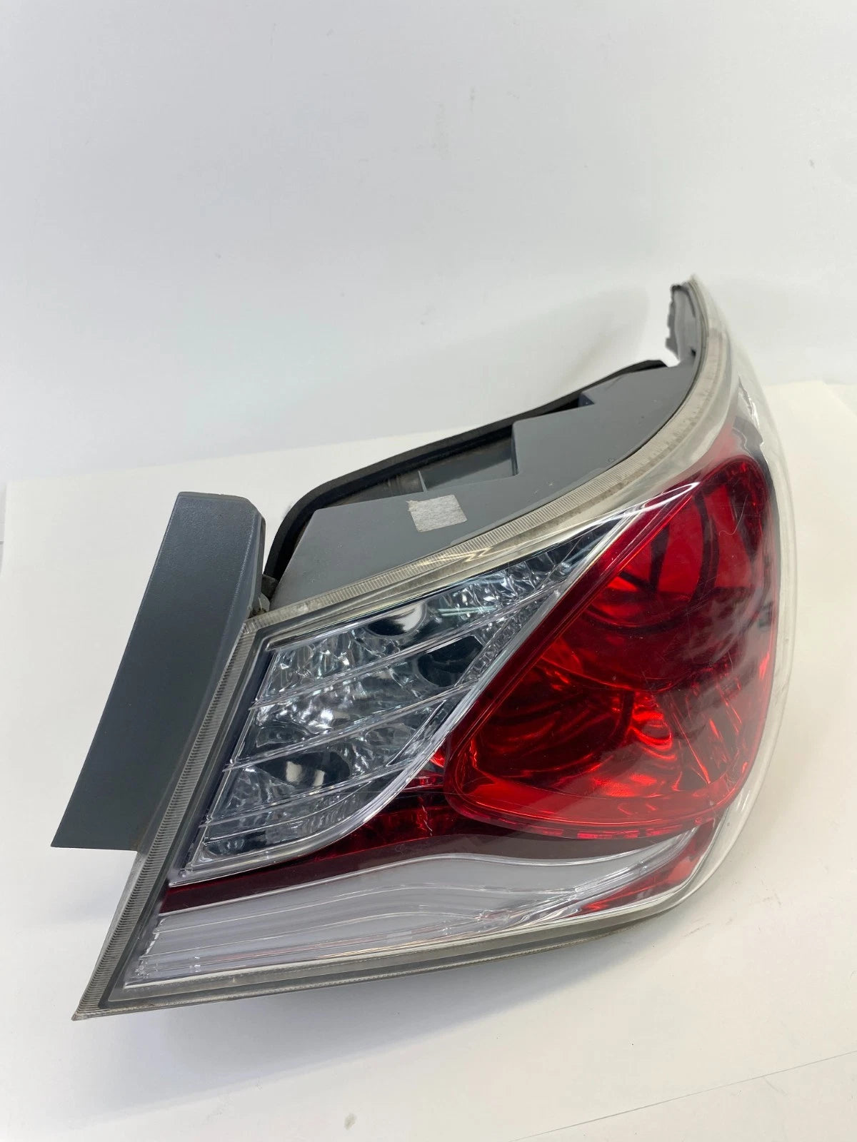 2011-2015 Hyundai Sonata HYBRID Right Passenger Tail Light Taillight Outer OEM