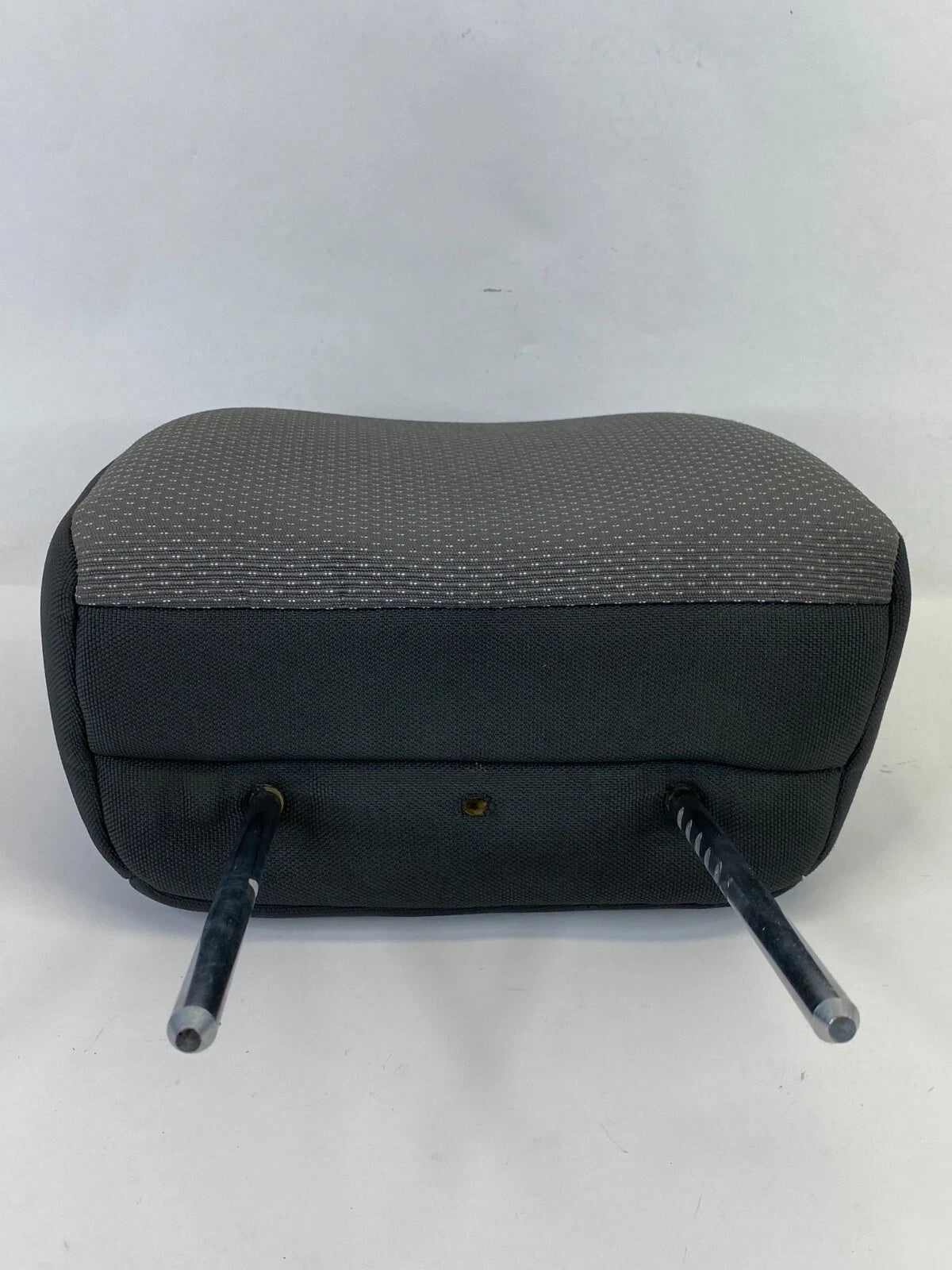 2009-2011 CHEVROLET AVEO5 FRONT RIGHT PASSENGER SIDE SEAT HEADREST HEAD REST OEM