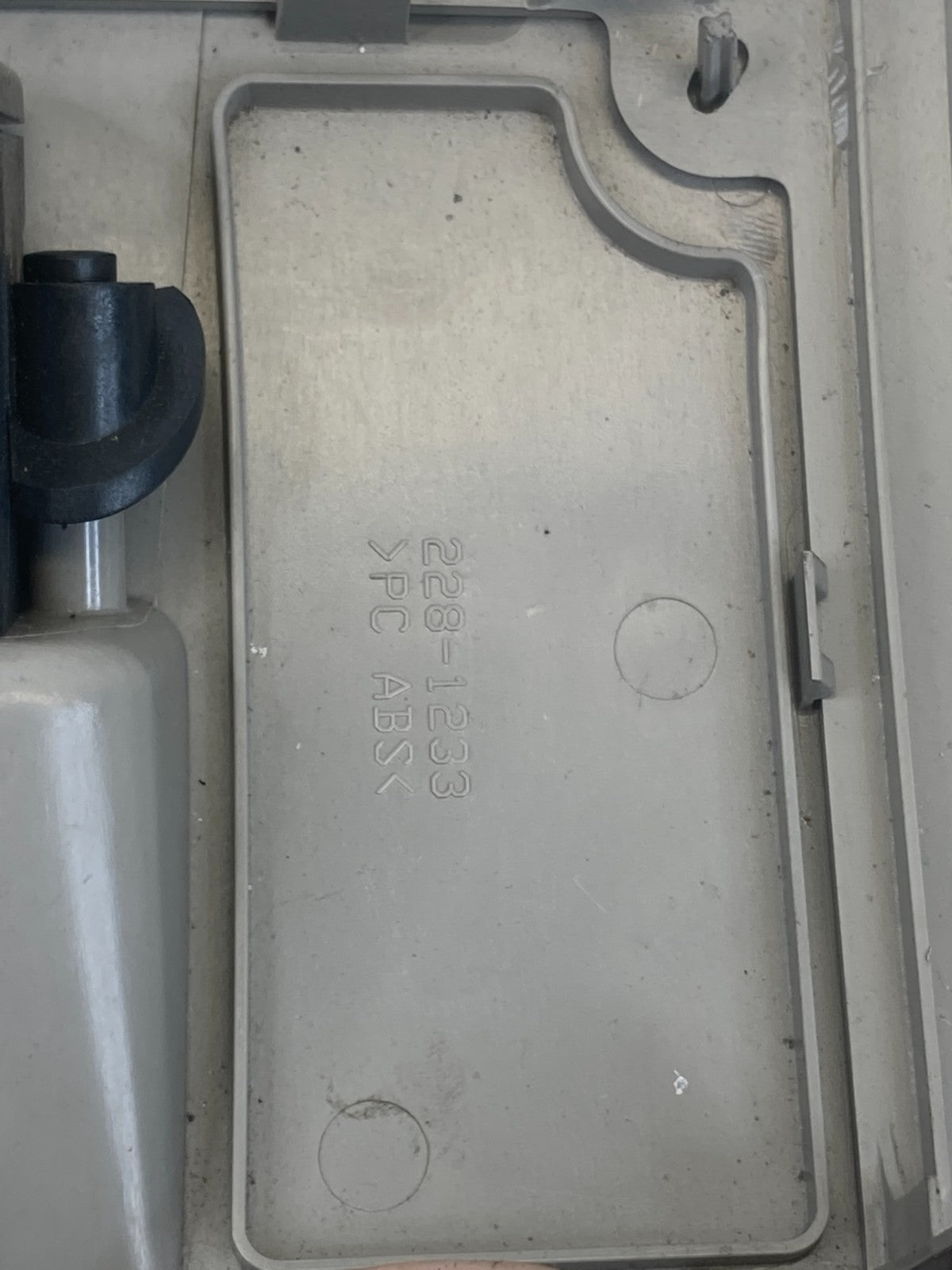 2005-2011 Cadillac STS Rear Overhead Roof Dome Light Reading Lamp OEM