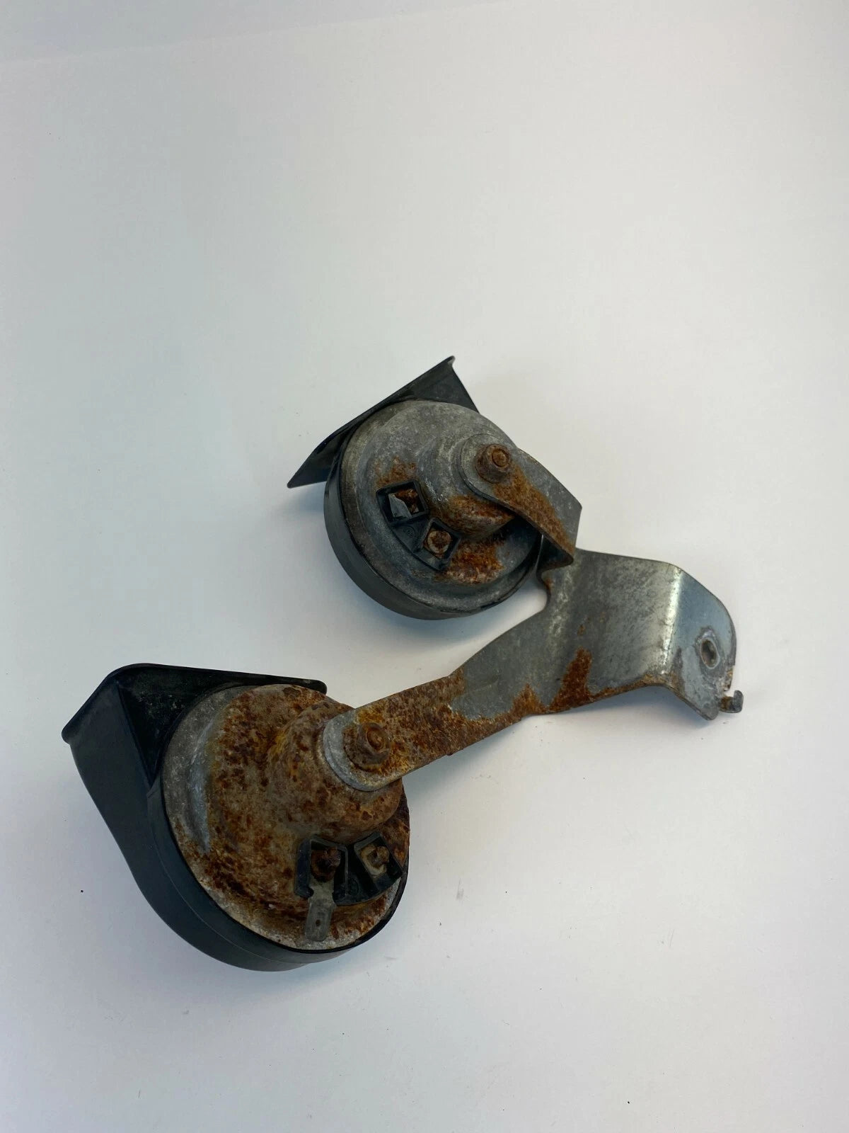 2003-2013 MAZDA 6 MAZDA6 LOW & HIGH TONE HORN ALARM PITCH SIREN SIGNAL E355306