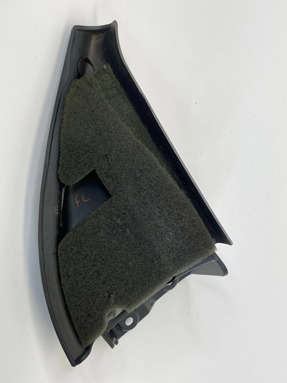 2009-2012 CHEVY TRAVERSE FRONT LEFT INNER DOOR MIRROR CORNER COVER TRIM PANEL