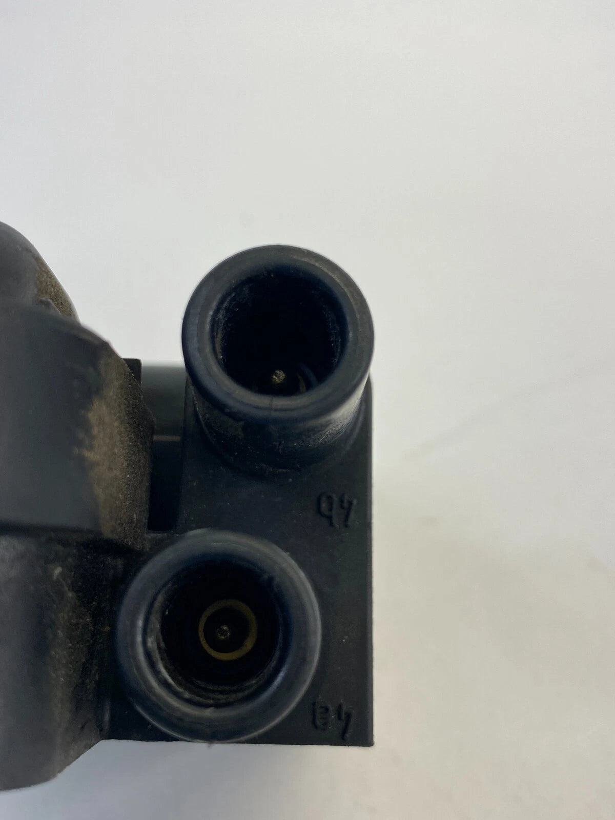 99 00 01 02 03 MERCEDES-BENZ CLK 430 4.3L V8 A/T IGNITION COIL 0221503035 OEM