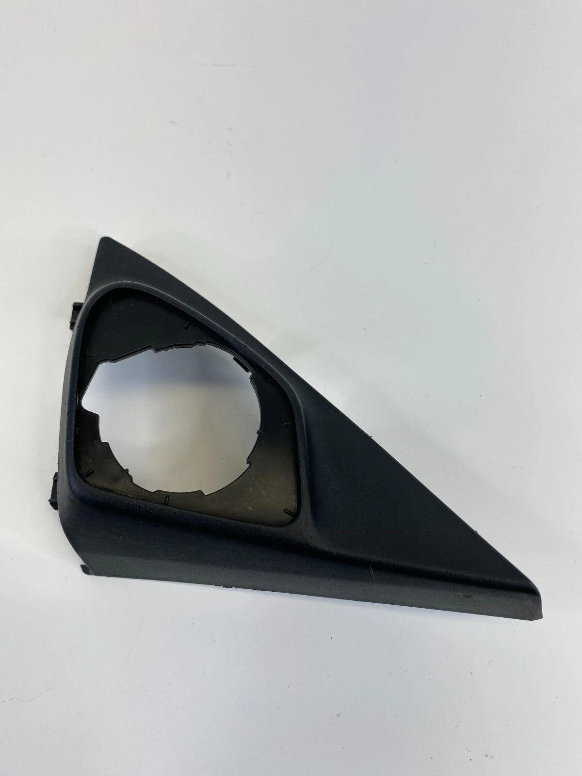 2008-2012 HONDA ACCORD SEDAN FRONT RIGHT INNER DOOR MIRROR CORNER COVER OEM