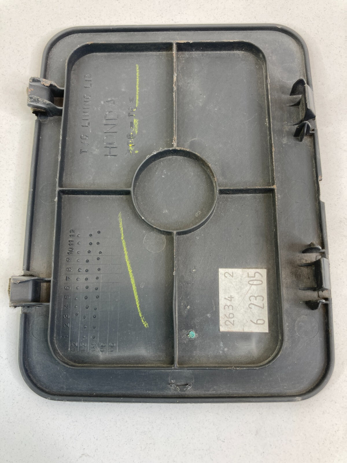 2003-2005 Honda Pilot Interior Door Panel Handle Bezel Screw Trim Cover OEM