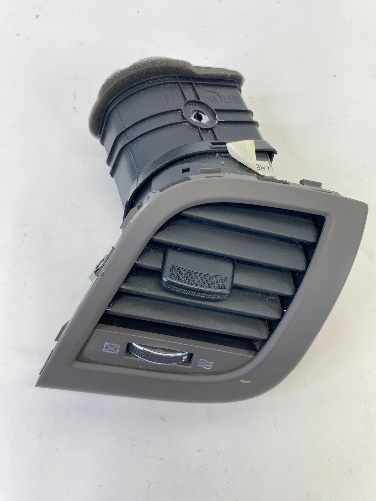 2011-2014 HYUNDAI ACCENT RIGHT PASSENGER SIDE DASH AIR VENT GRILLE OEM FACTORY