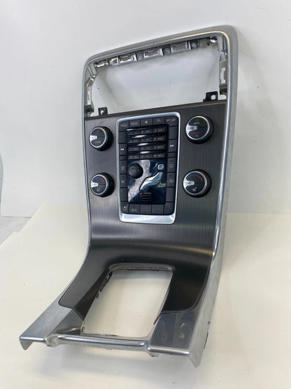 11-18 VOLVO S60 CENTER CONSOLE CLIMATE & RADIO CONTROL PANEL W/ BEZEL 8632427