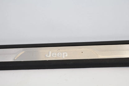 2011-2021 GRAND CHEROKEE FRONT RIGHT DOOR SILL SCUFF PLATE MOLDING OEM INC80DX9A