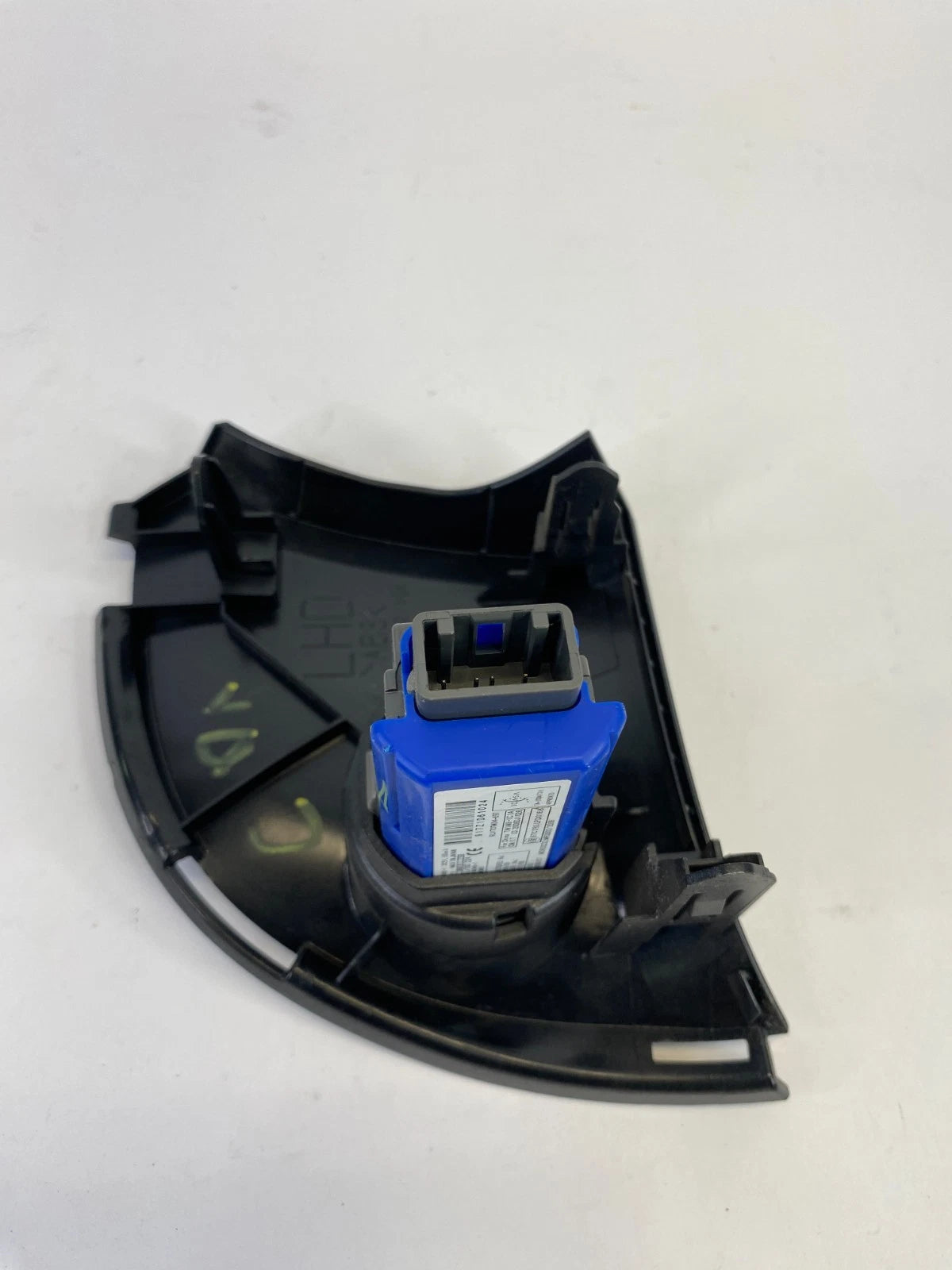 12-15 TOYOTA PRIUS IGNITION START/STOP BUTTON SWITCH W BEZEL TRIM 5504447061 OEM