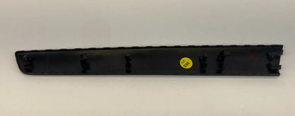 2012-2015 VOLKSWAGEN PASSAT FRONT RIGHT DOOR PANEL MOLDING BEZEL 561-867-410 OEM
