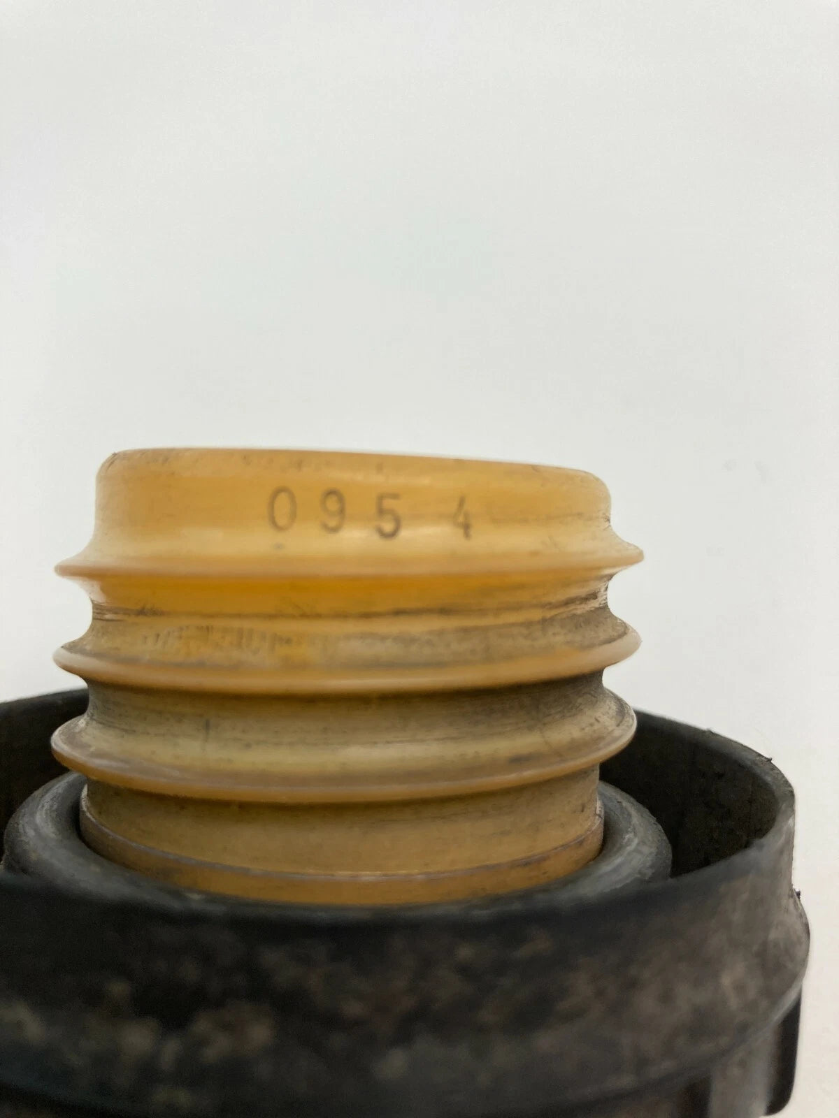 2004 2005 2006 2007 FORD FREESTAR MONTEREY 3.9L V6 FUEL GAS CAP LID OEM