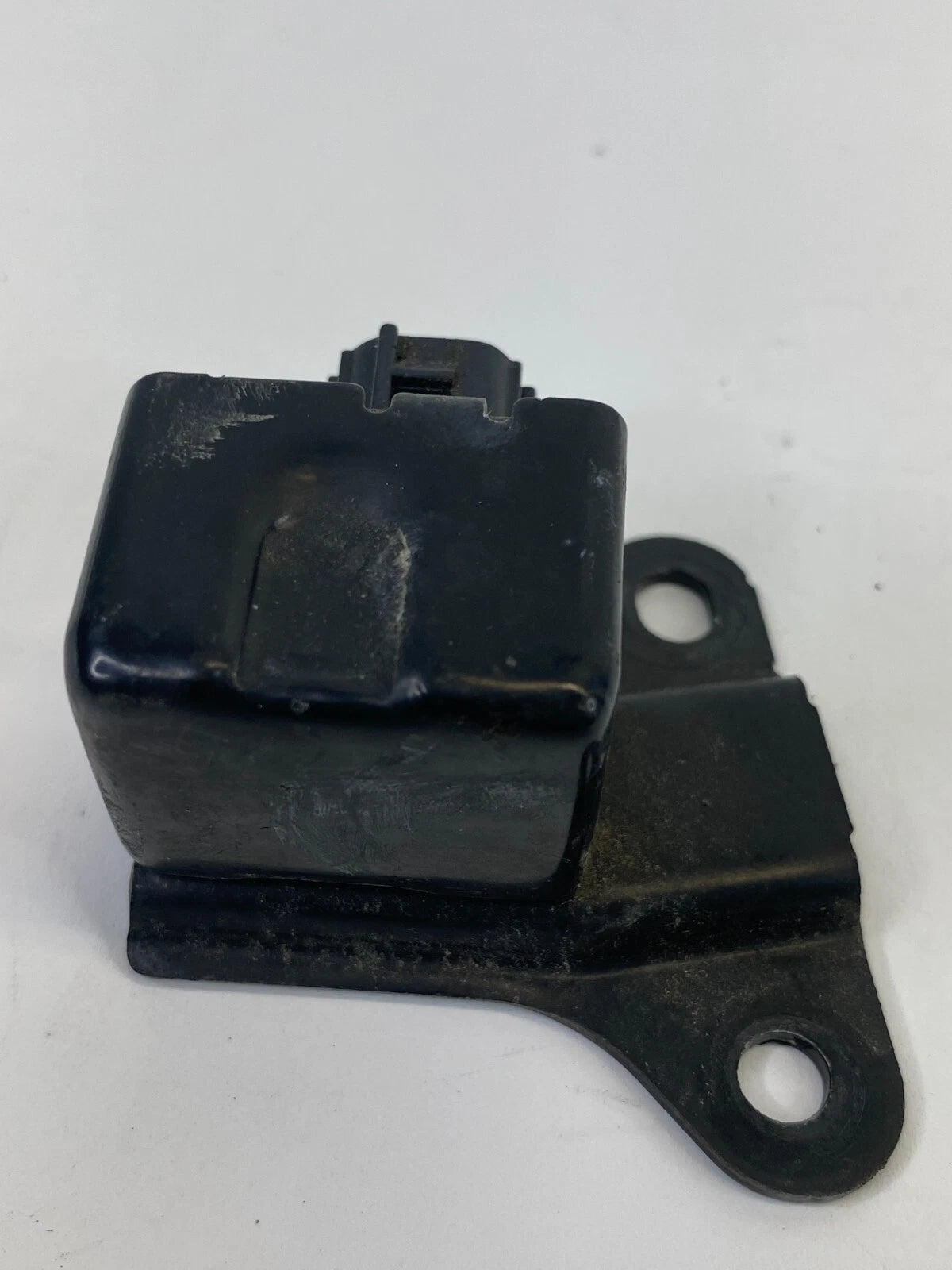 2004-2009 TOYOTA PRIUS 1.5L INVERTER CIRCUIT BREAKER SENSOR CONTROL G4845-47020