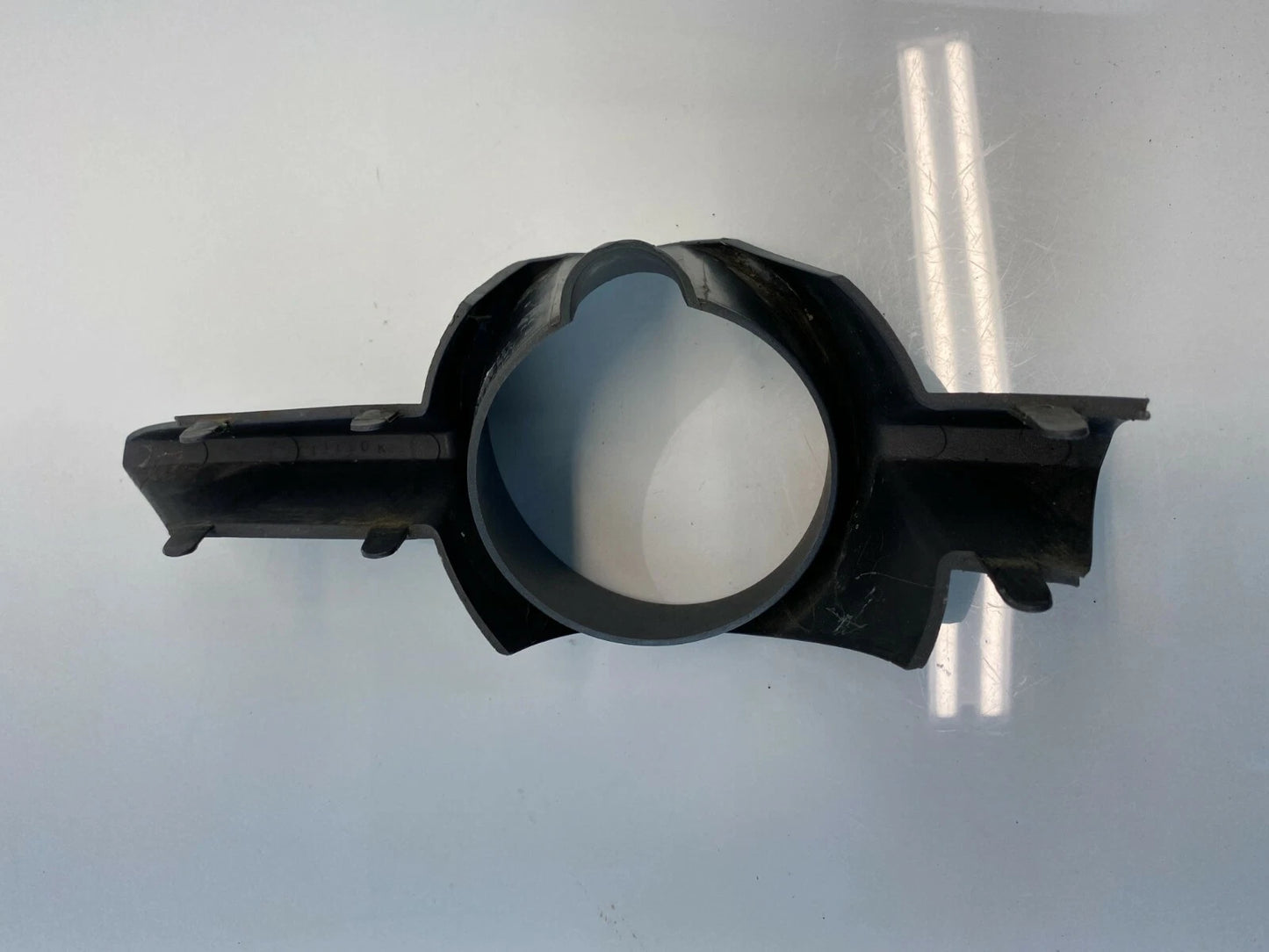 2008-2011 CHRYSLER TOWN & COUNTRY BUMPER RIGHT FOG LIGHT TRIM BEZEL 5113234